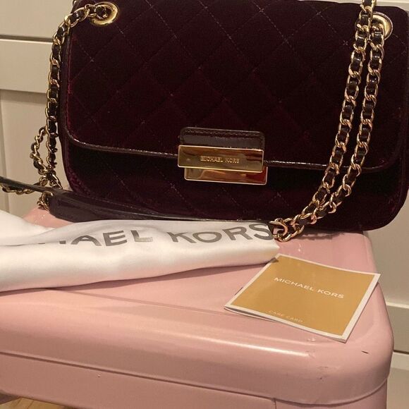 Michael Kors Sloan Shoulder Bag - Picture 12 of 14